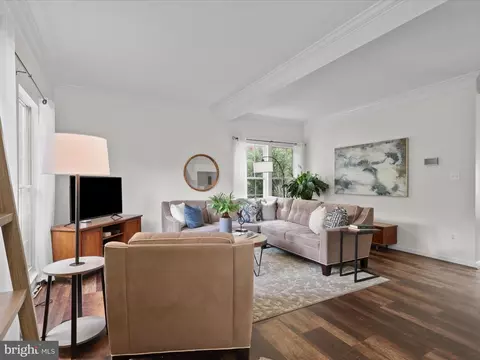 25449 Morse Dr, Chantilly, VA 20152 photo 2