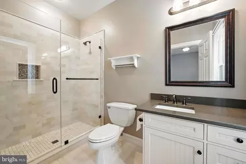 Bath - 34844 Apple Pride Ct, Round Hill, VA 20141 photo 1 of 5