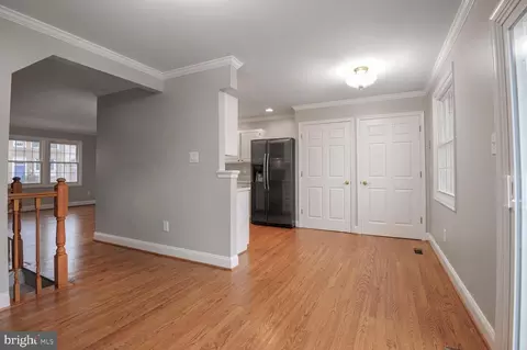 Entry Way - 21806 Leatherleaf Cir, Sterling, VA 20164 photo 1 of 1