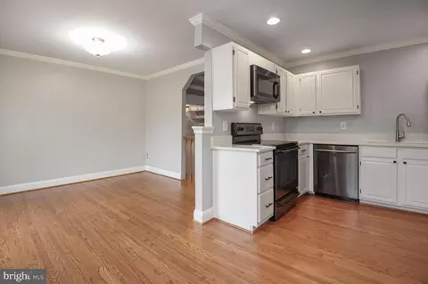 Other - 21806 Leatherleaf Cir, Sterling, VA 20164 photo 1 of 3