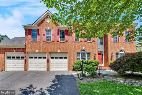 19363 Mill Dam Pl, Leesburg, VA 20176