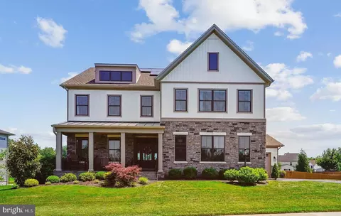 24834 Lenah Crossing Dr, Aldie, VA 20105