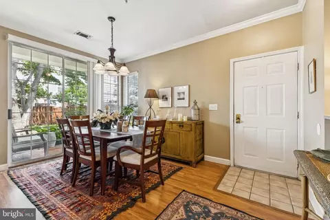 Dining - 45050 Brae Ter #101, Ashburn, VA 20147 photo 2 of 4