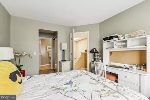 Bedroom - 45050 Brae Ter #101, Ashburn, VA 20147 photo 2 of 5