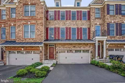 24997 Cambridge Hill Ter, Chantilly, VA 20152