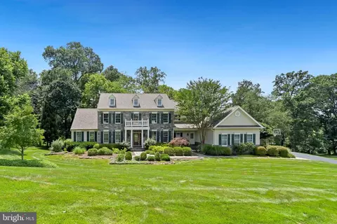 40623 Canongate Dr, Leesburg, VA 20175