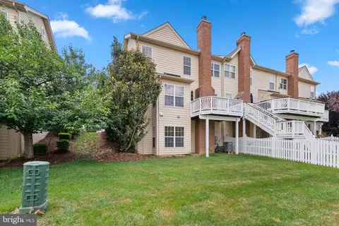 19608 Edgemont Sq, Ashburn, VA 20147 photo 34