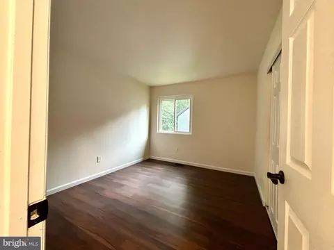208 Keyes Ct, Sterling, VA 20164 photo 32