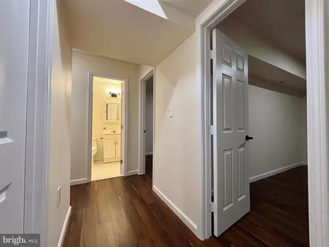 208 Keyes Ct, Sterling, VA 20164 photo 57