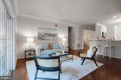 20600 Hope Spring Ter #202, Ashburn, VA 20147