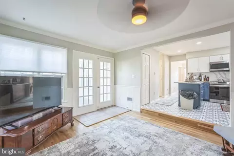 Entry Way - 4 Bentley Dr, Sterling, VA 20165 photo 2 of 2