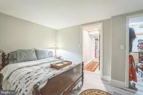Bedroom - 4 Bentley Dr, Sterling, VA 20165 photo 1 of 4
