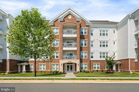20505 Little Creek Ter #207, Ashburn, VA 20147
