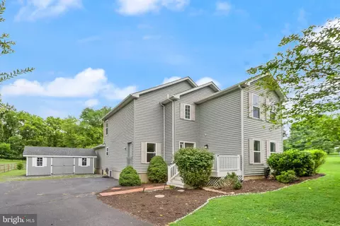 37400 Whitacre Ln, Purcellville, VA 20132