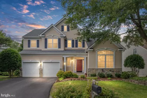 43325 Nicklaus Ln, Chantilly, VA 20152 photo 2
