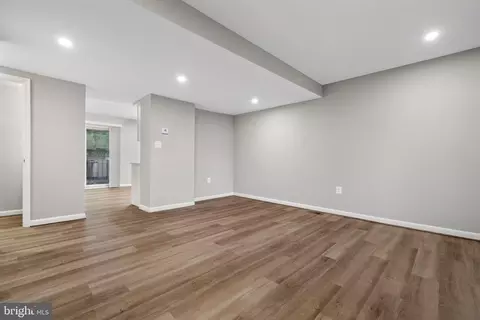Living - 415 Argus Pl, Sterling, VA 20164 photo 6 of 6
