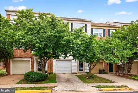 20696 Southwind Ter, Ashburn, VA 20147