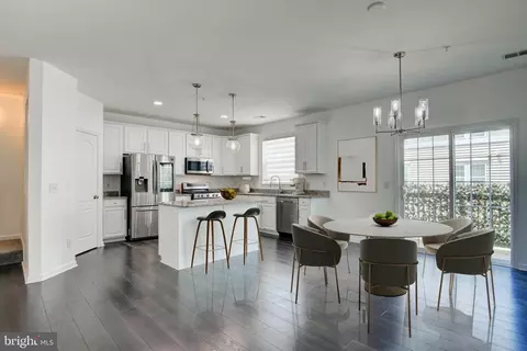 42316 San Juan Ter, Aldie, VA 20105