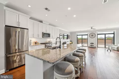 43539 Michigan Sq, Leesburg, VA 20176