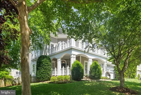 42864 Sandhurst Ct, Broadlands, VA 20148