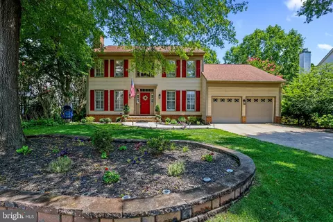 408 Tudor Ct NE, Leesburg, VA 20176