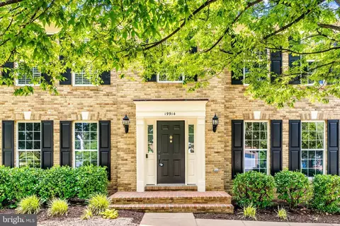 19914 Alexandras Grove Dr, Ashburn, VA 20147