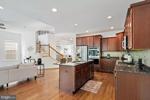 Kitchen - 42262 Sand Pine Pl, Chantilly, VA 20152 photo 1 of 4