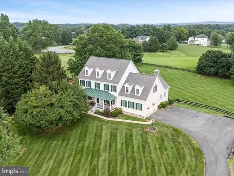 17006 Lakewood Ct, Purcellville, VA 20132