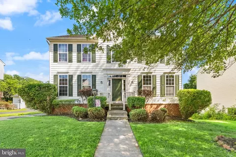 7 Cooper Run St, Lovettsville, VA 20180