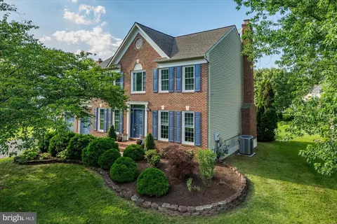 43586 Osage Ct, Ashburn, VA 20147