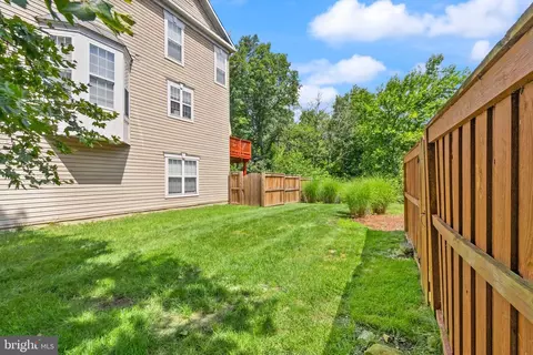 Exterior - 21659 Frame Sq, Broadlands, VA 20148 photo 17 of 17
