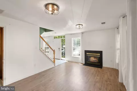 Living - 21659 Frame Sq, Broadlands, VA 20148 photo 3 of 9