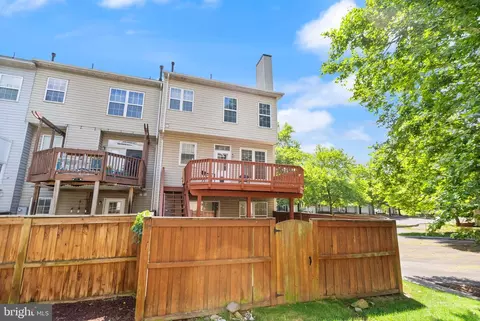 Exterior - 21659 Frame Sq, Broadlands, VA 20148 photo 16 of 17