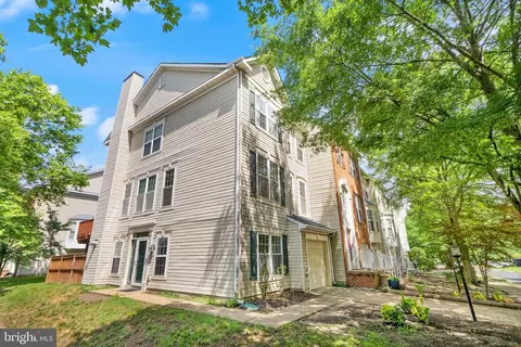 Exterior - 21659 Frame Sq, Broadlands, VA 20148 photo 3 of 17