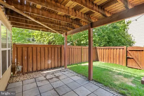 Exterior - 21659 Frame Sq, Broadlands, VA 20148 photo 10 of 17