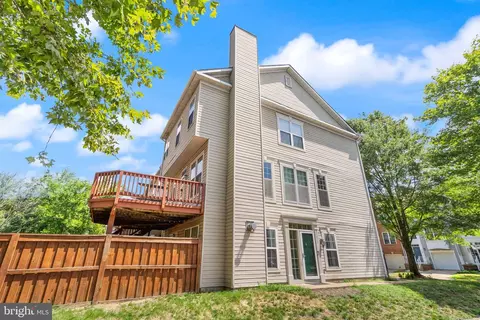 Exterior - 21659 Frame Sq, Broadlands, VA 20148 photo 4 of 17