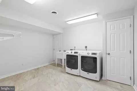 20751 Steamside Pl, Ashburn, VA 20147 photo 38