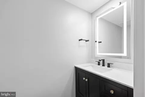 20751 Steamside Pl, Ashburn, VA 20147 photo 18
