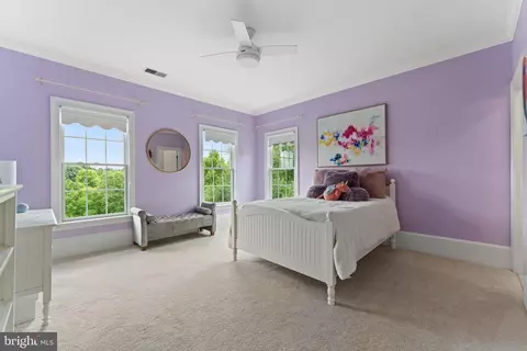 Bedroom - 15999 Hampton Rd, Hamilton, VA 20158 photo 1 of 8