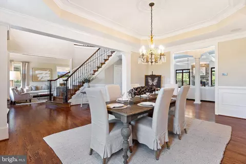 Dining - 15999 Hampton Rd, Hamilton, VA 20158 photo 2 of 4