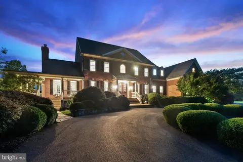 Exterior - 15999 Hampton Rd, Hamilton, VA 20158 photo 2 of 31