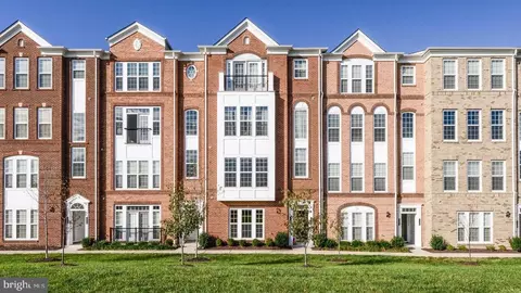 42823 Burrell Sq, Ashburn, VA 20147