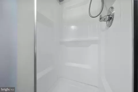 19 Dulany Ct, Sterling, VA 20165 photo 28