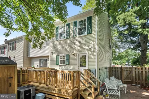 19 Dulany Ct, Sterling, VA 20165 photo 33