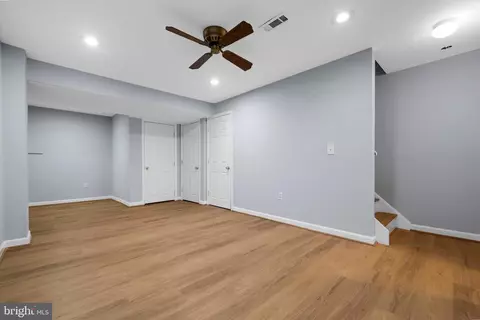 19 Dulany Ct, Sterling, VA 20165 photo 25