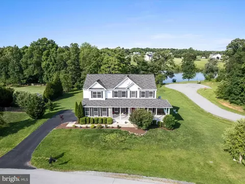 36522 Winding Oak Pl, Purcellville, VA 20132