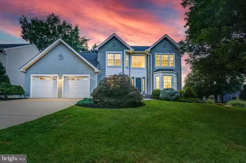 43968 Bidwell Ct, Ashburn, VA 20147