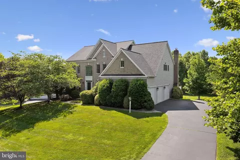 40440 Lenah Run Cir, Aldie, VA 20105