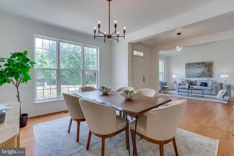 Dining - 25869 Spring Farm Cir, Chantilly, VA 20152 photo 1 of 6