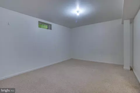 Other - 25869 Spring Farm Cir, Chantilly, VA 20152 photo 27 of 29